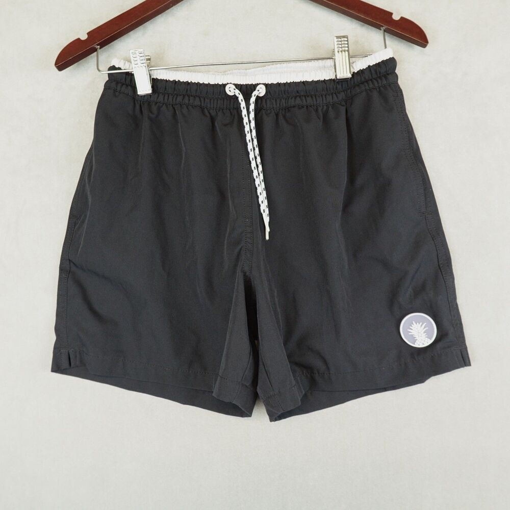Chubbies Under The Capes Swim Trunks Mens Size Small 5.5 Inseam Drawstring